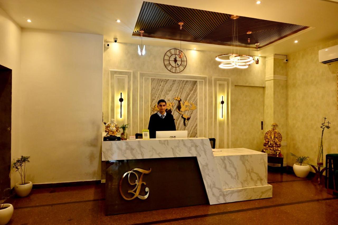 Hotel Elite Amritsar Bagian luar foto