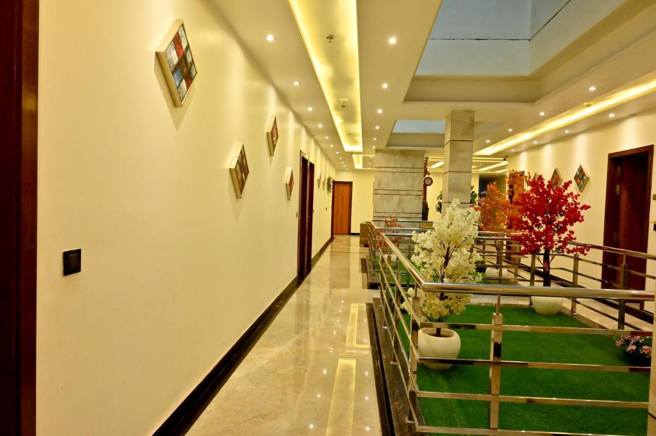 Hotel Elite Amritsar Bagian luar foto